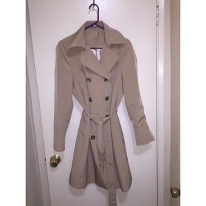 Calvin Klein classic beige trench coat